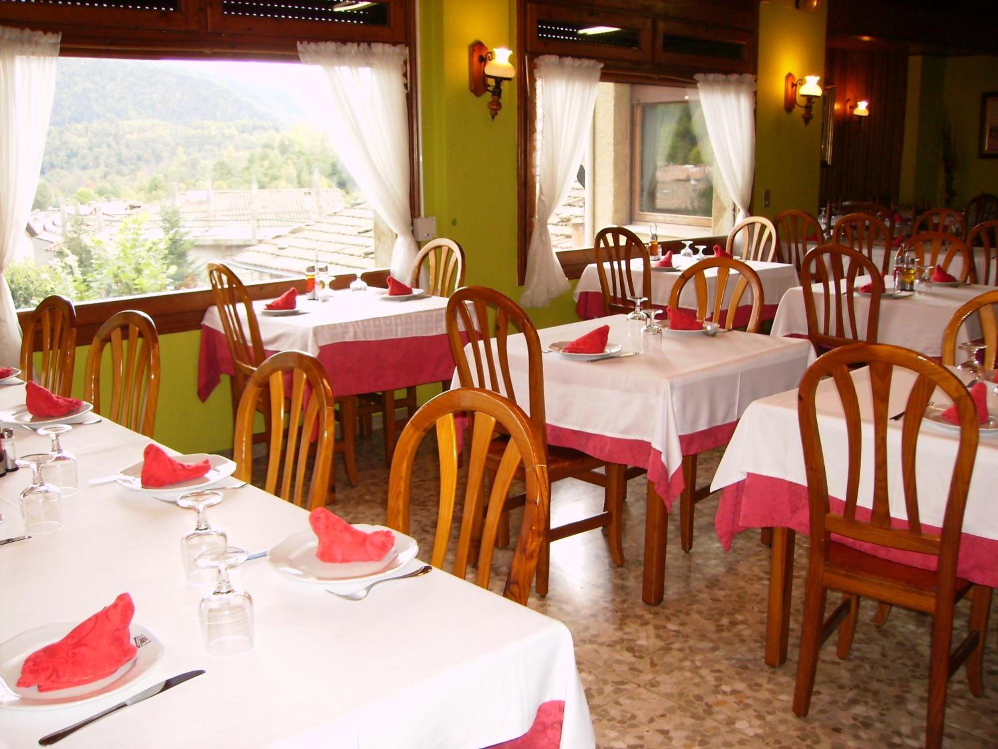 Hostal L'Escon Llanars Esterno foto